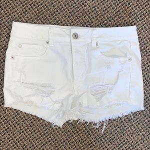 AE white jeans shorts